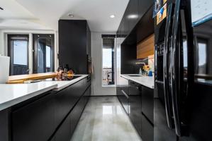 featured image of 351B Skeena Cres W