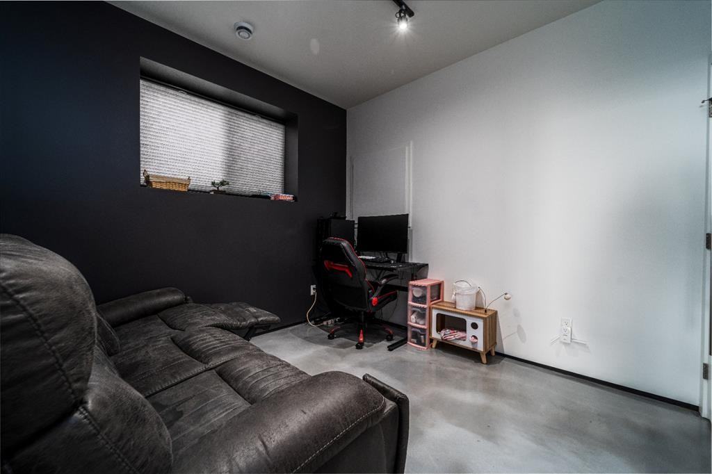 351B Skeena Cres W - Photo 6 of 20