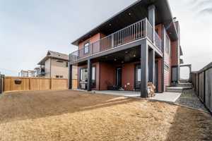 featured image of 351B Skeena Cres W