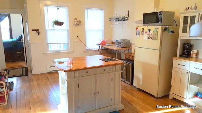 40A Linden Ave #2 - Photo 3 of 9