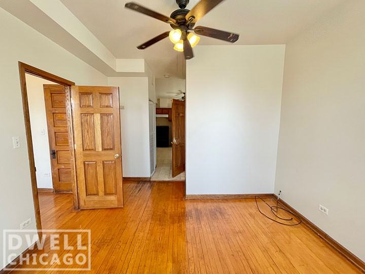 1620 W 38th St #2F - Photo 2 of 14