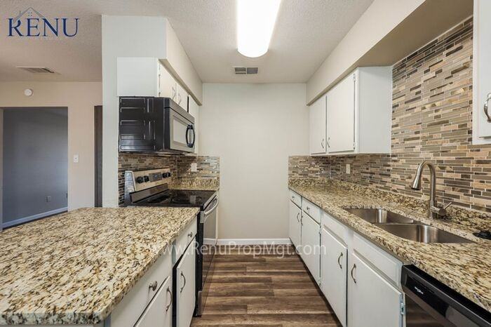 613 High Meadow Dr - Photo 3 of 18