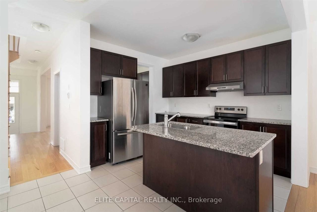 15 Applegate Drive - Photo 3 of 10