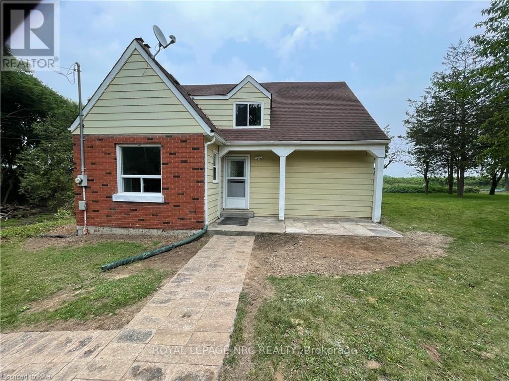 1644 Gregory Road - Photo 3 of 6