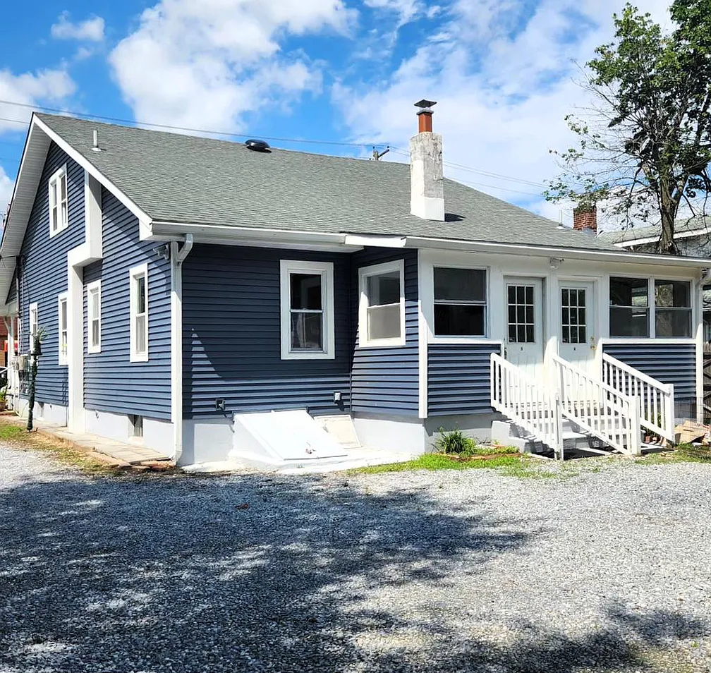 993 W Park Ave NA, Vineland, NJ 08360 1 Bedroom Apartment for Rent