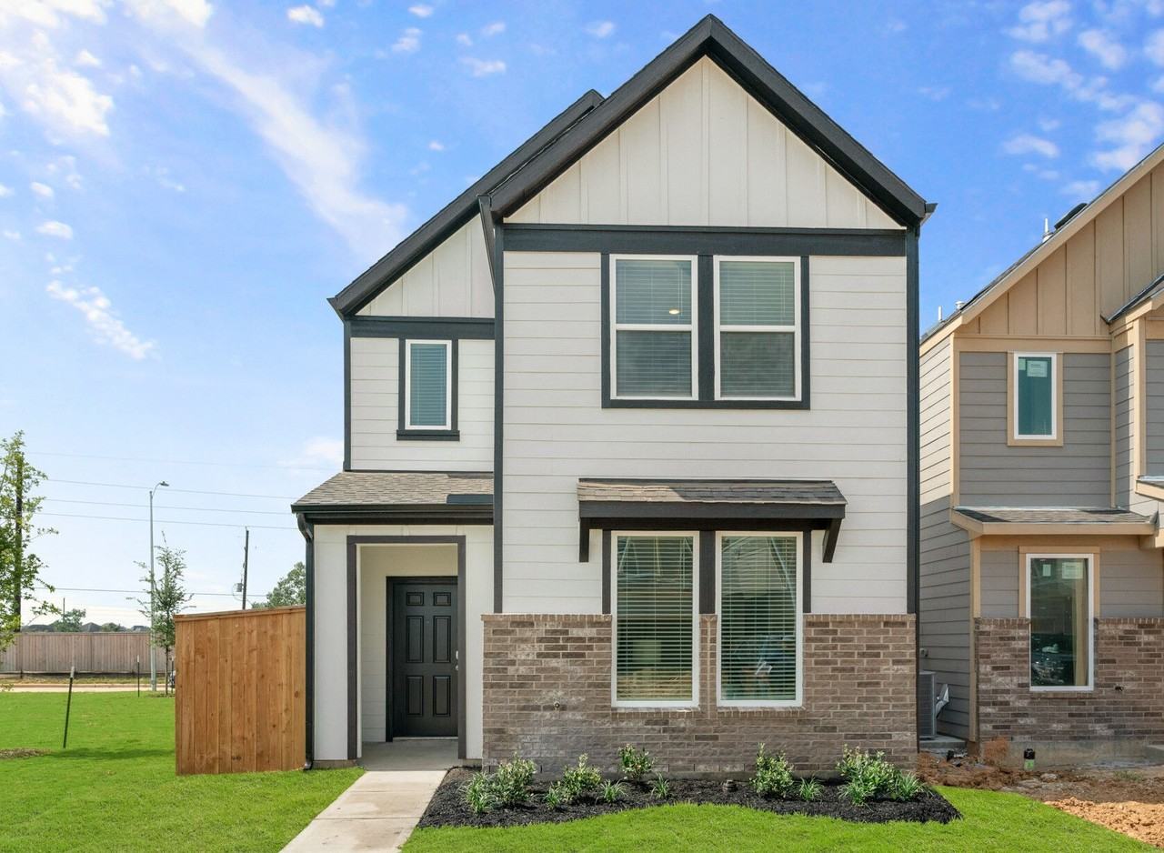 28230 Monaco St - Photo 2 of 28