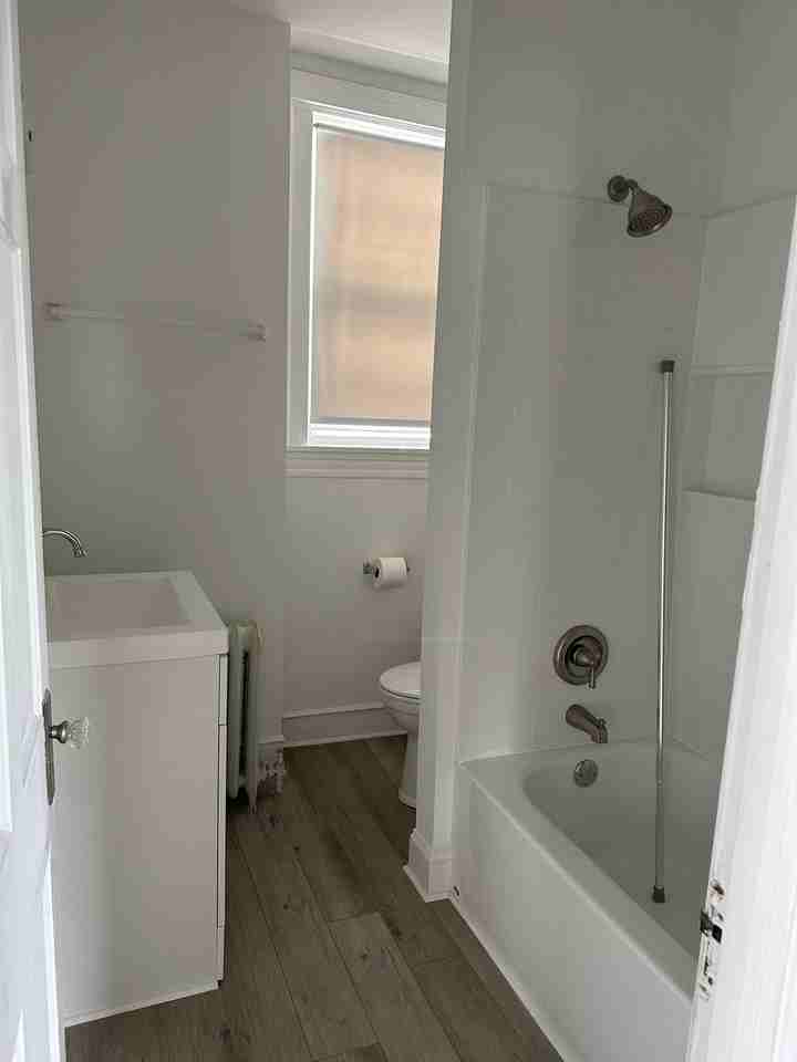 25 S Lansdowne Ave #3 - Photo 3 of 8