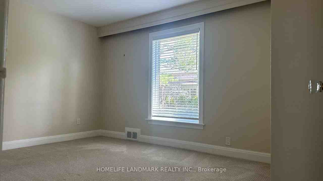 1 Braeside Crescent #304 - Photo 2 of 6