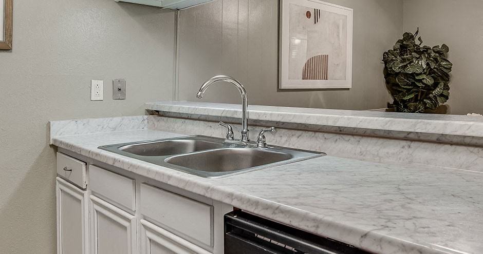 Towne Oaks South - Photo 3 of 35