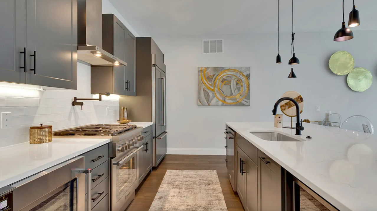 1435 19th Street #332 - Photo 3 of 15