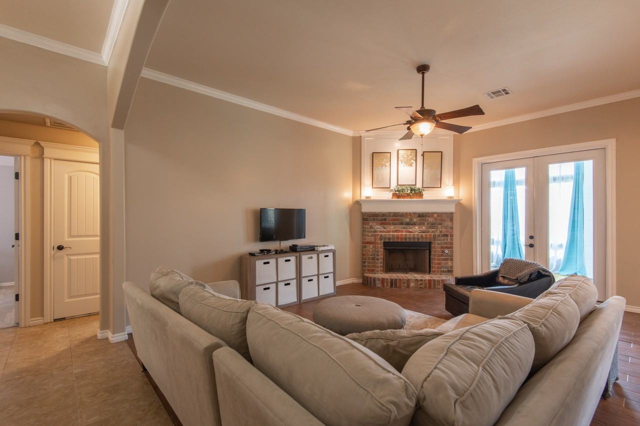 3810 Reid Pryor Rd #1 - Photo 5 of 39