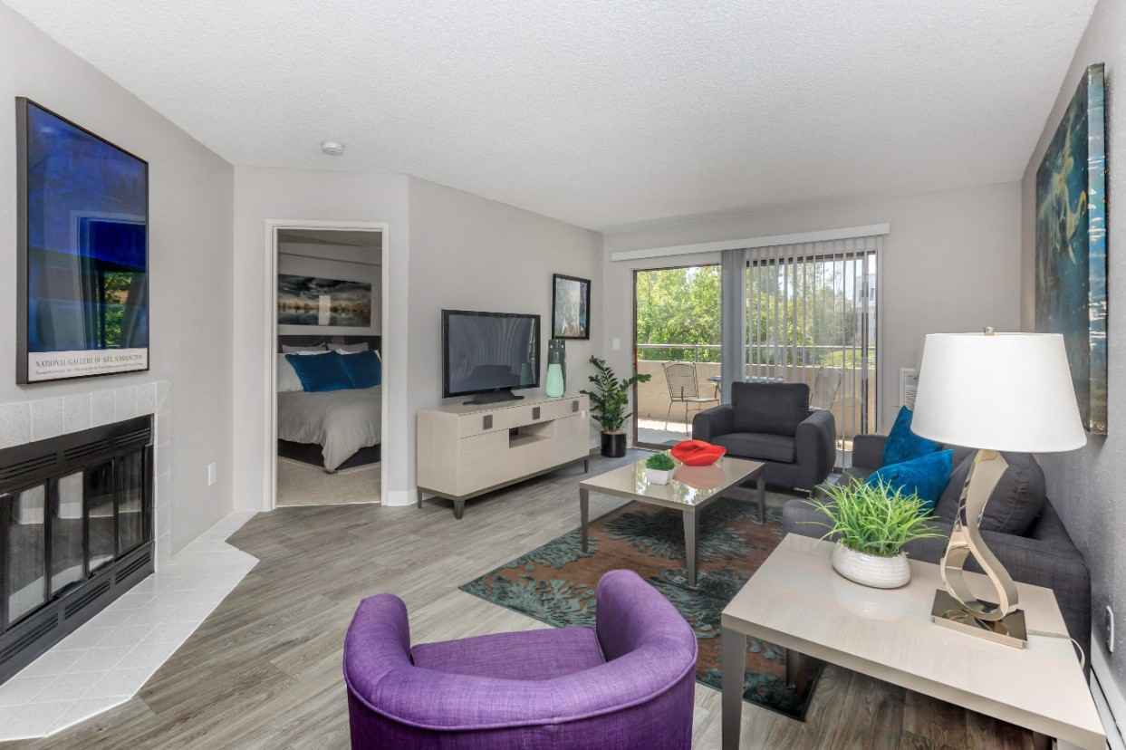 Retreat at Waters Edge - Photo 2 of 30