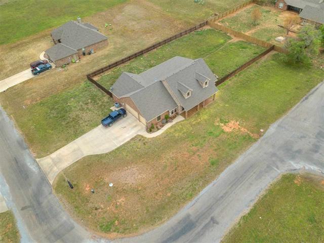 202 Parkview Dr #1 - Photo 3 of 28