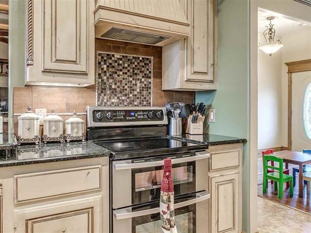 202 Parkview Dr #1 - Photo 5 of 28