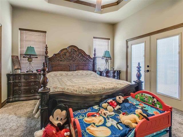 202 Parkview Dr #1 - Photo 6 of 28