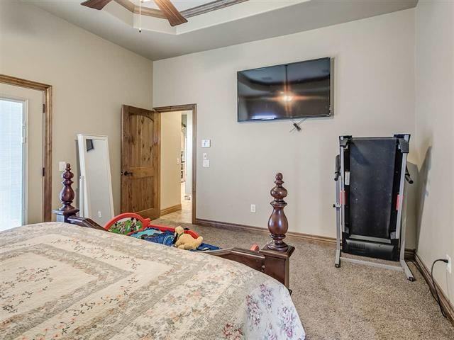 202 Parkview Dr #1 - Photo 7 of 28