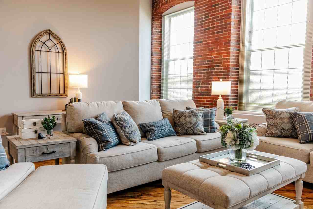 25 Canal - Photo 5 of 51