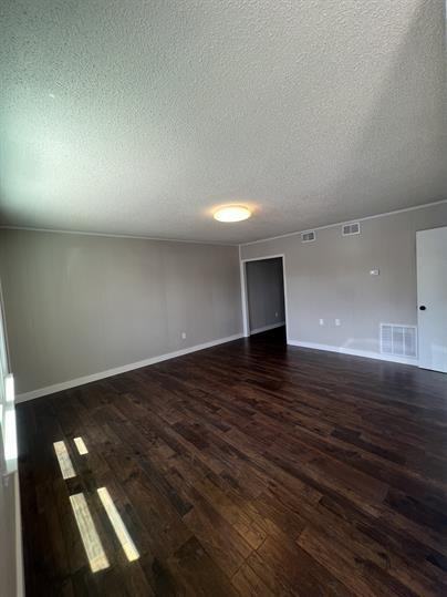 175 Bell Court Dr #9 - Photo 2 of 10