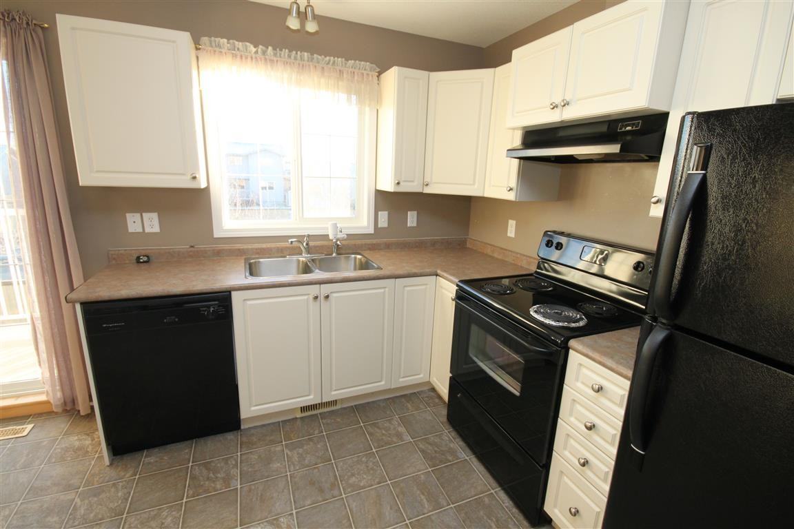 3820 Cormorant Drive East - Photo 3 of 18