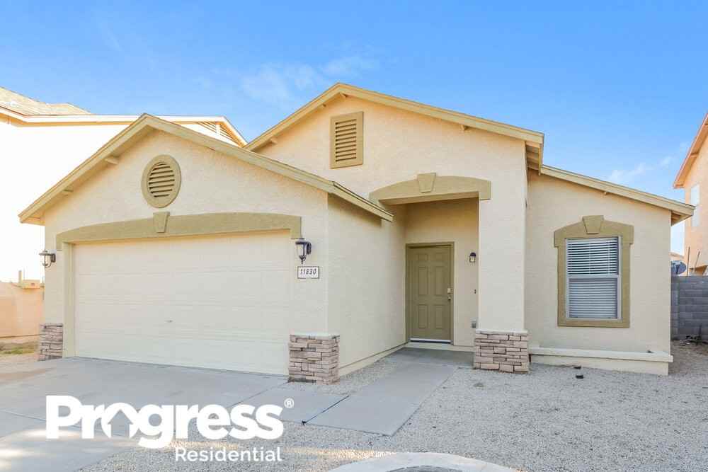 11830 W Windrose Ave - Photo 3 of 21