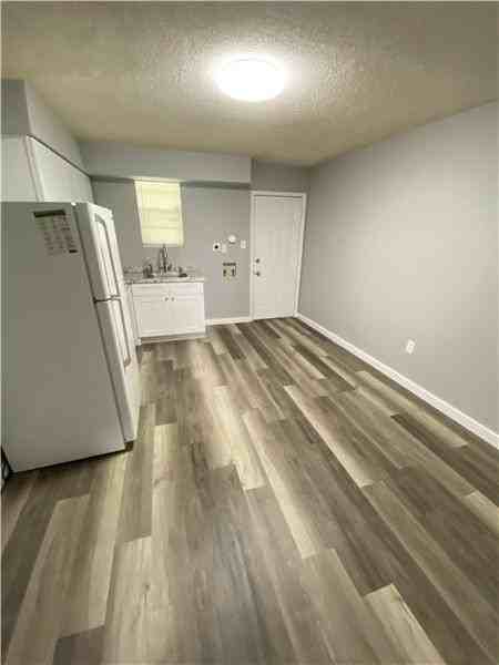 4909 Meding Street - Photo 3 of 7