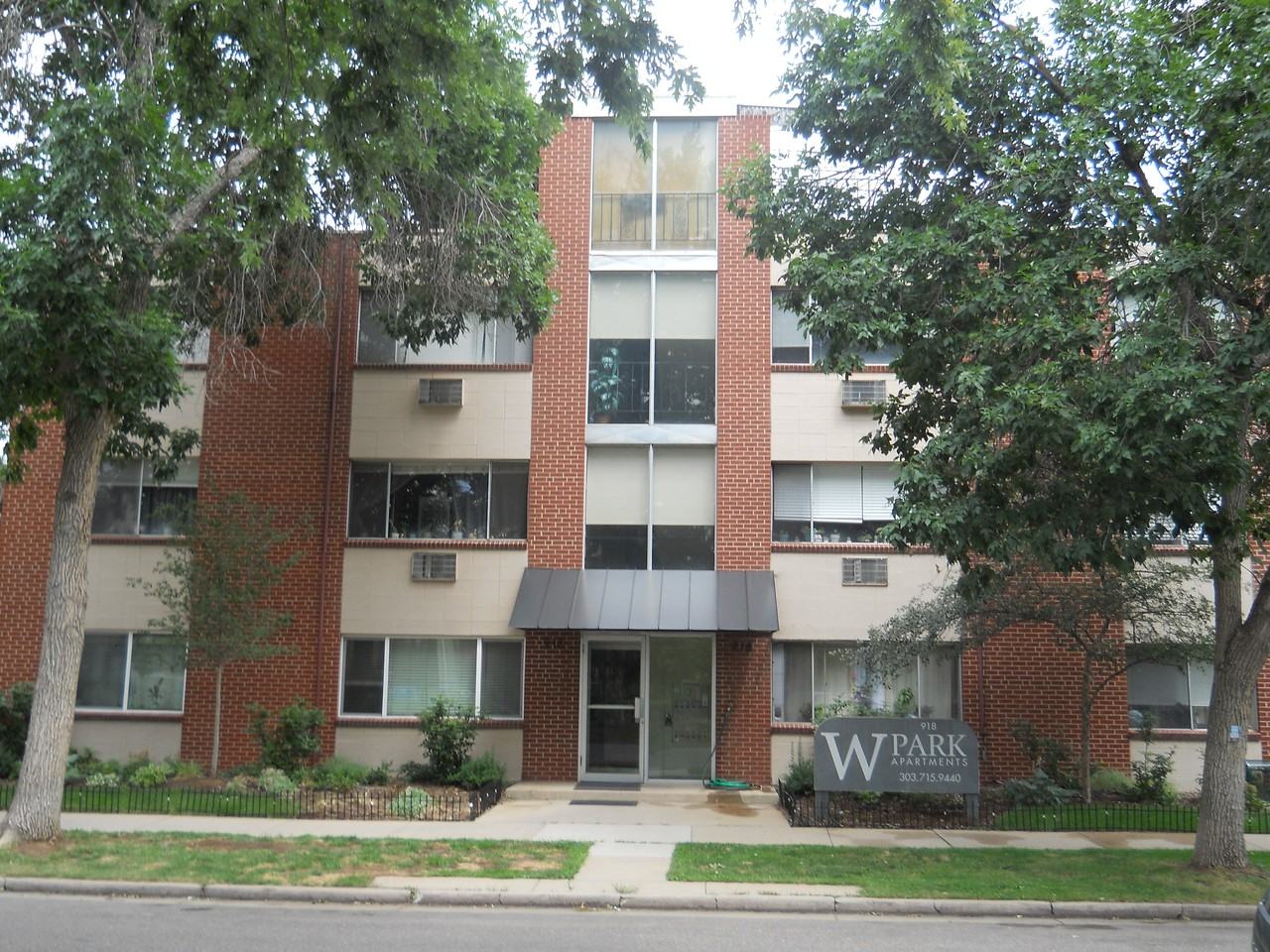 W Park Apartments 918 South Pennsylvania Street, Denver, CO 80209