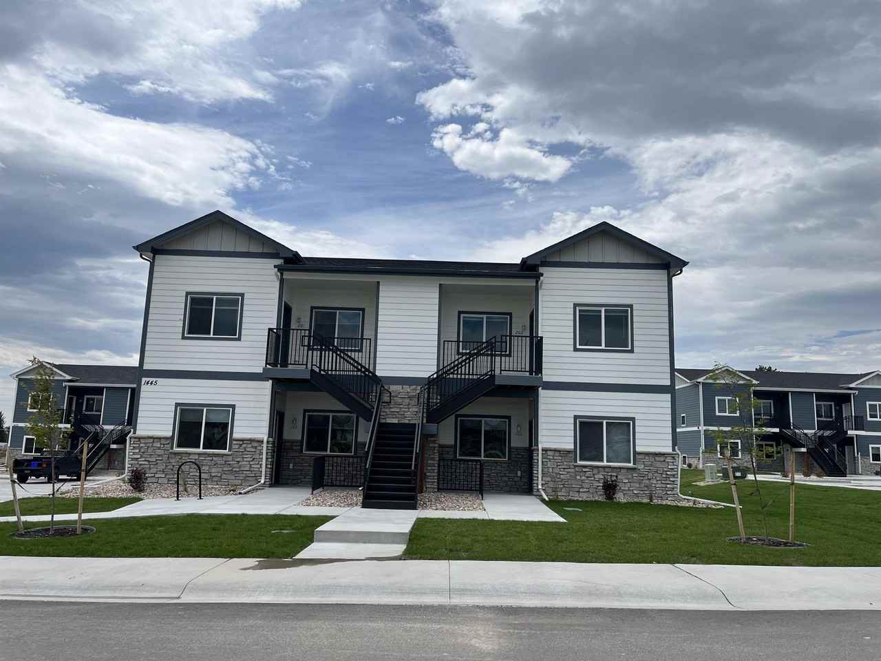 1545 Richard Martin Dr #201 - Photo 2 of 17