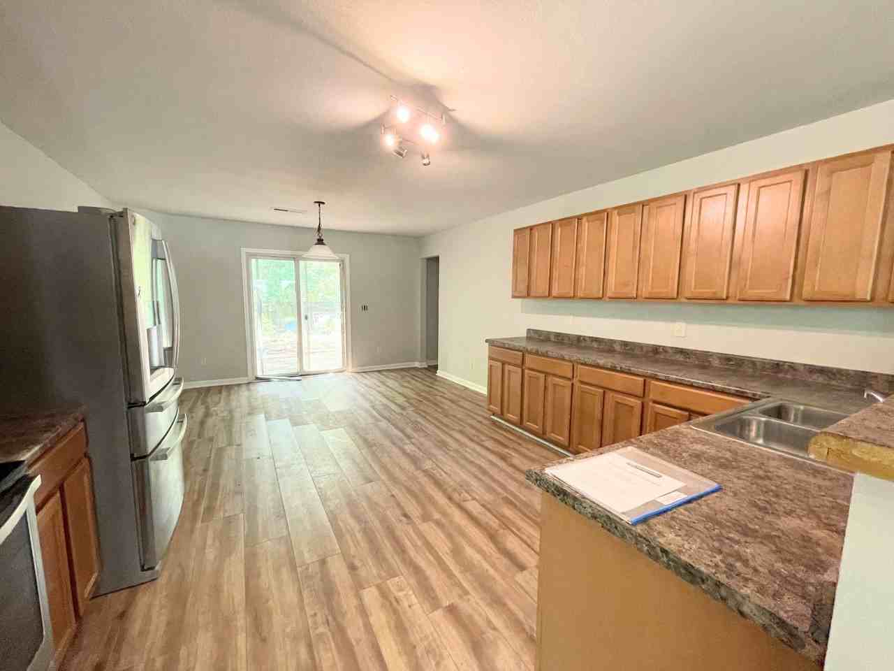 118 Blackwell Ct #1 - Photo 3 of 26