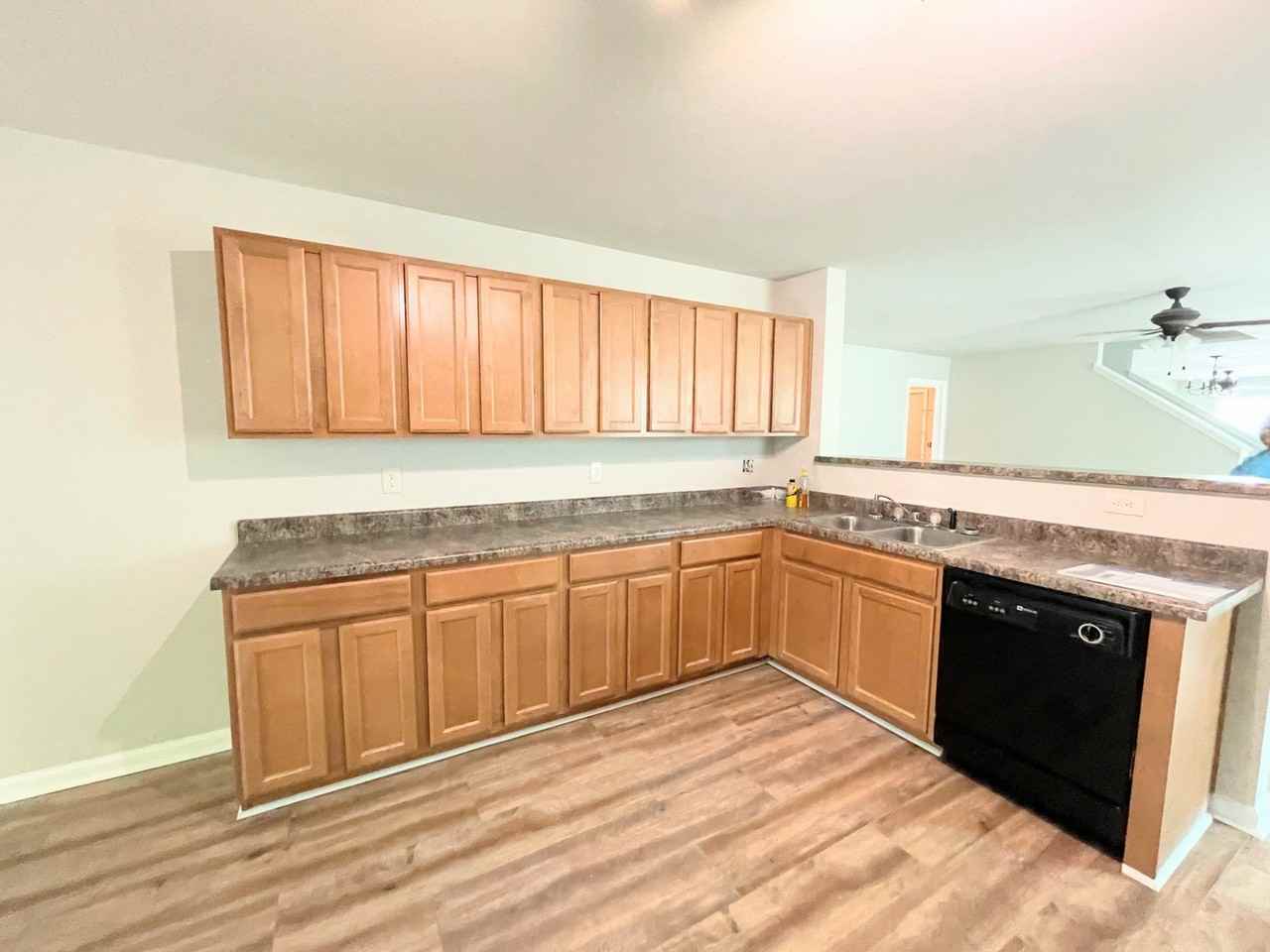 118 Blackwell Ct #1 - Photo 6 of 26