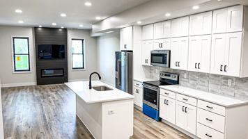 featured image of 112 E Main St Uppr