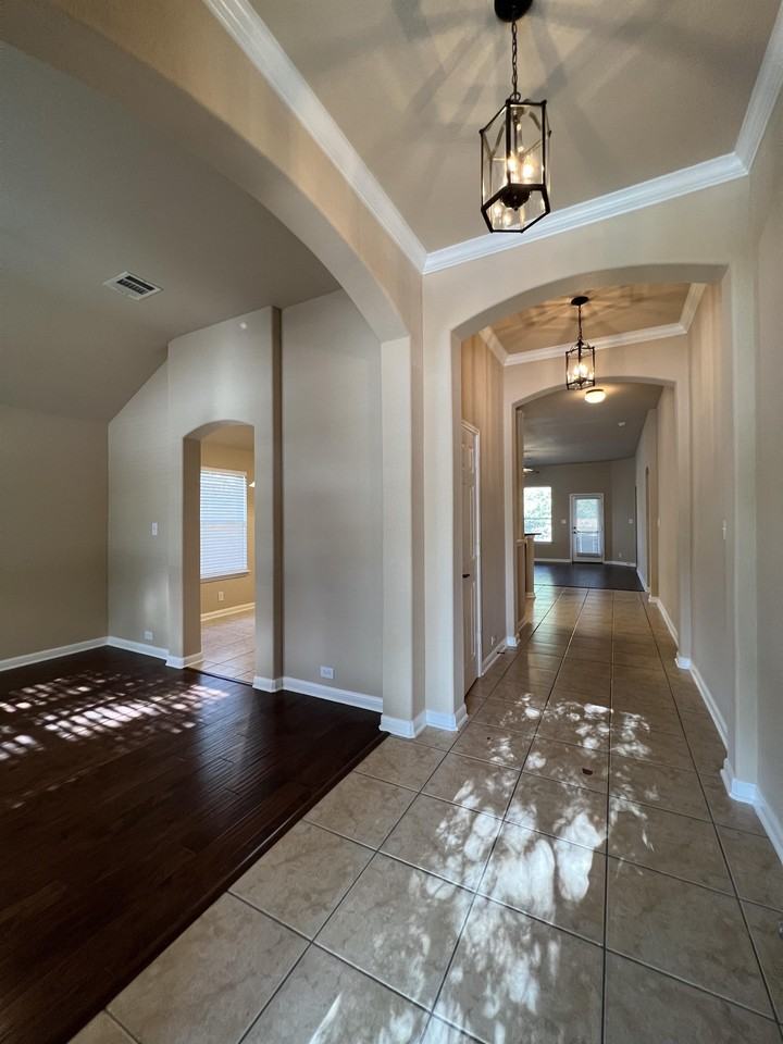 24431 Flint Crk #1 - Photo 2 of 45