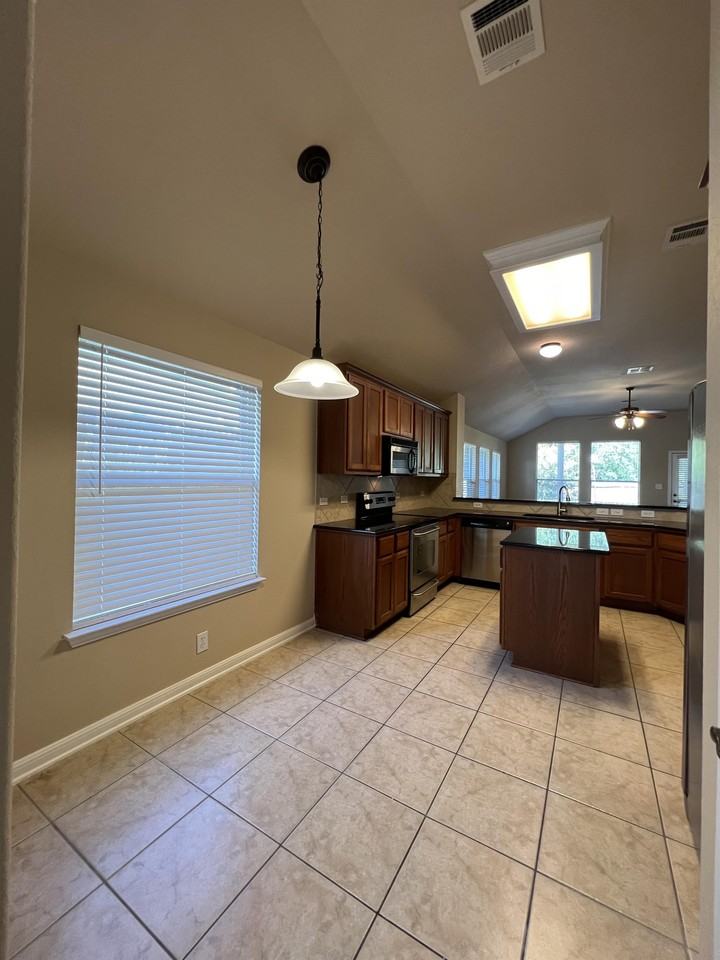 24431 Flint Crk #1 - Photo 6 of 45