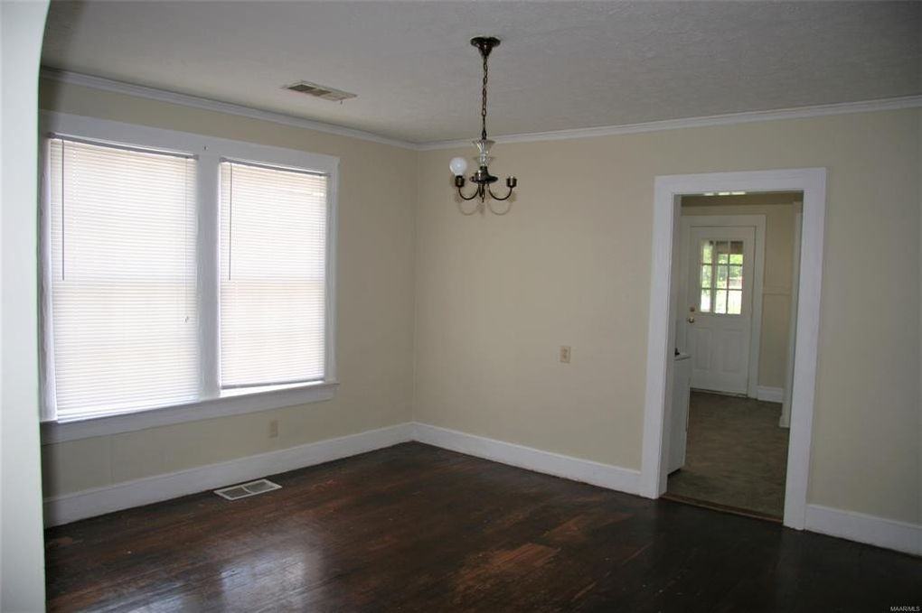 2726 Windsor Ave #1 - Photo 4 of 34