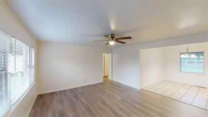 1202 S Russell St - Photo 2 of 11