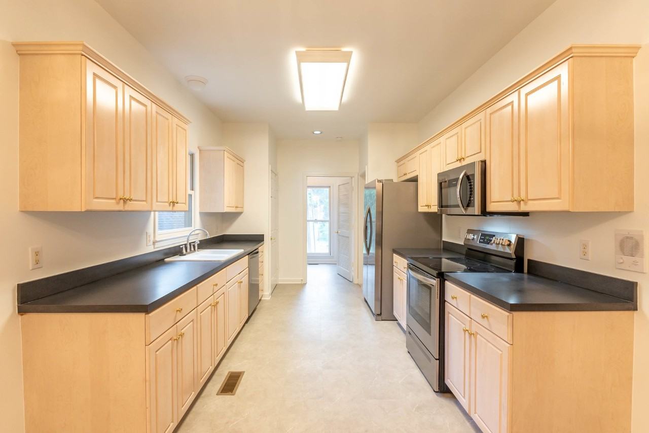 5016 Tulip Grove Ln - Photo 2 of 19