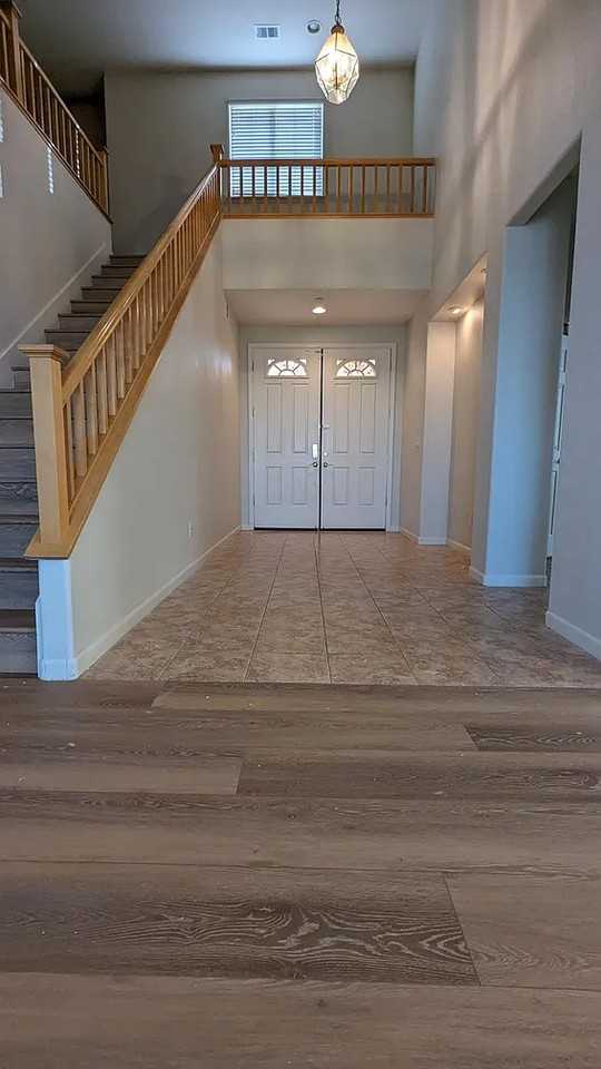 334 Pebble Beach Drive - Photo 2 of 24