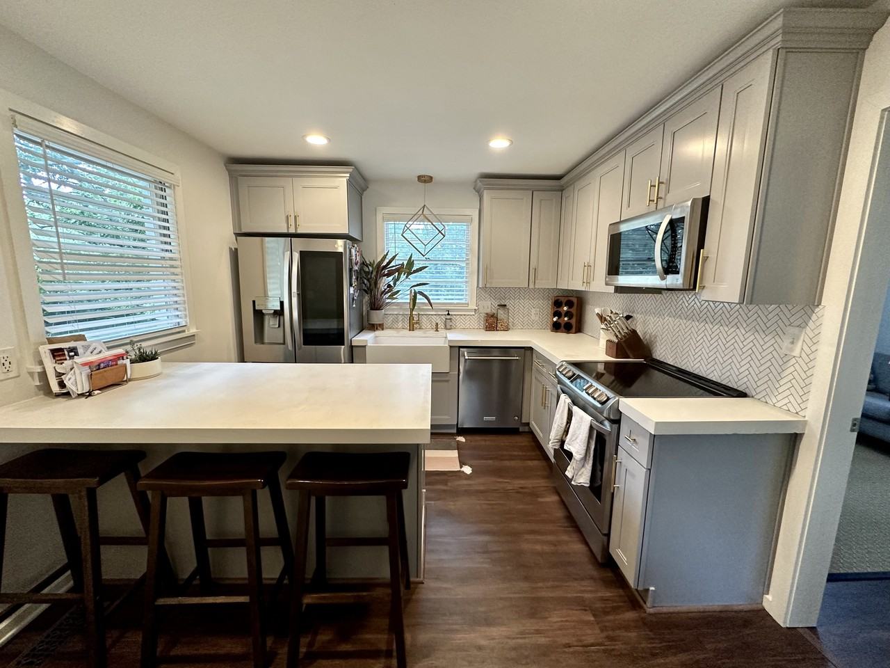 6404 Thunderbird Dr #NA - Photo 2 of 22