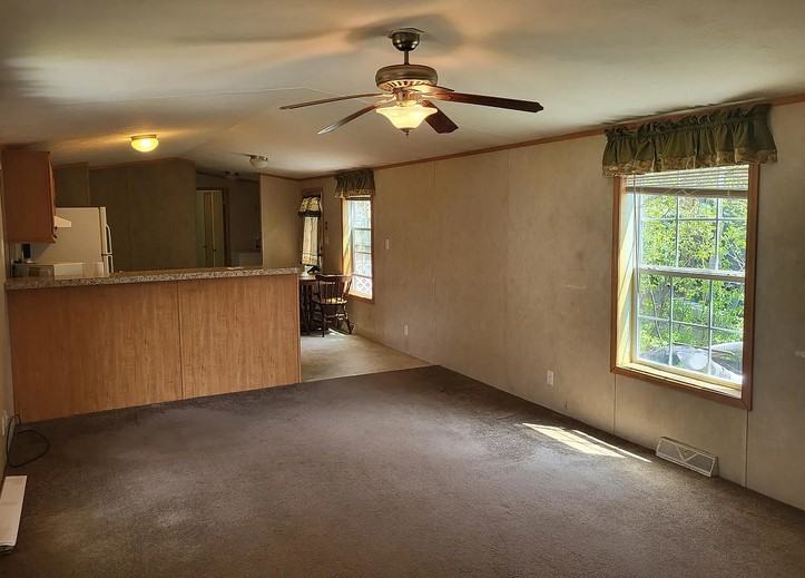 48 Spruce St #NA - Photo 2 of 3