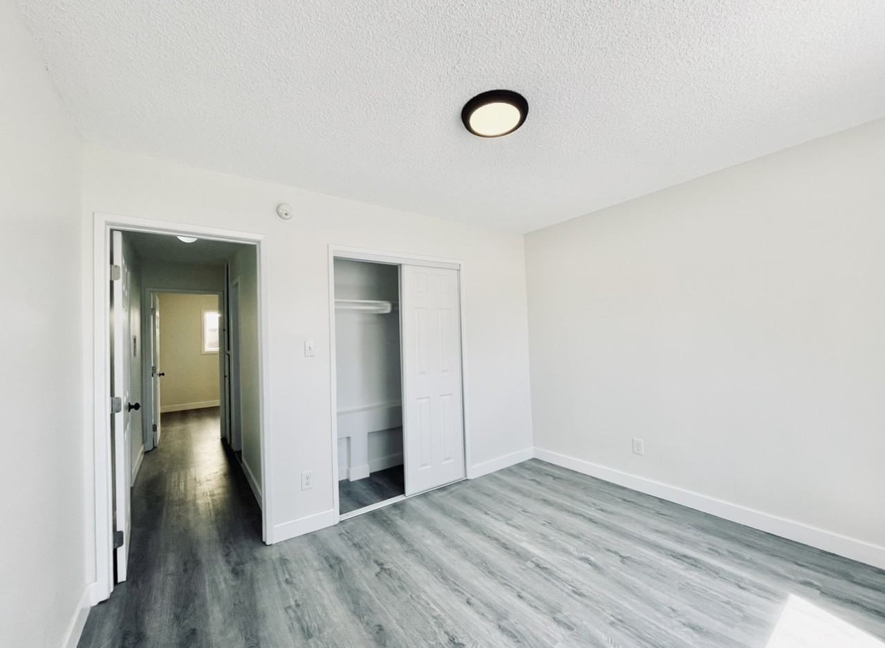 1109 W Anaheim St #3 - Photo 3 of 11