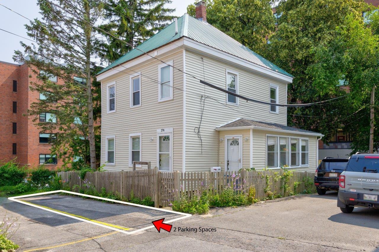 276 Danforth St Apt B #NA - Photo 2 of 18