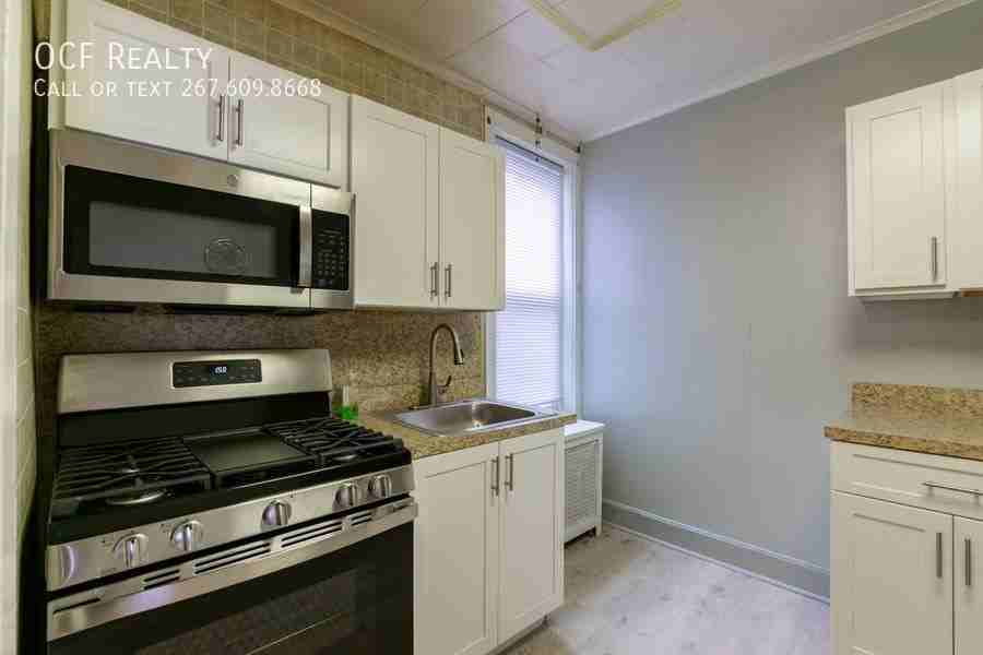 1931 S 21st St #2ndFL - Photo 3 of 11