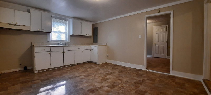 3009 Clifton Ave - Photo 2 of 20