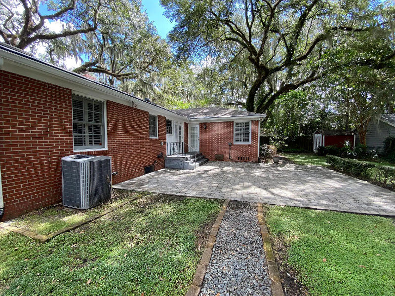 2810 Grand Ave - Photo 2 of 21