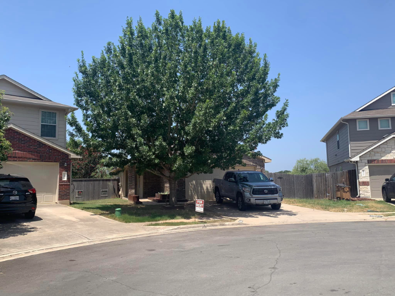 11524 Ashbrook Dr - Photo 3 of 16