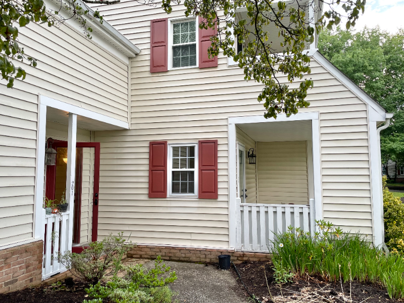 201 Chowning Pl - Photo 2 of 26