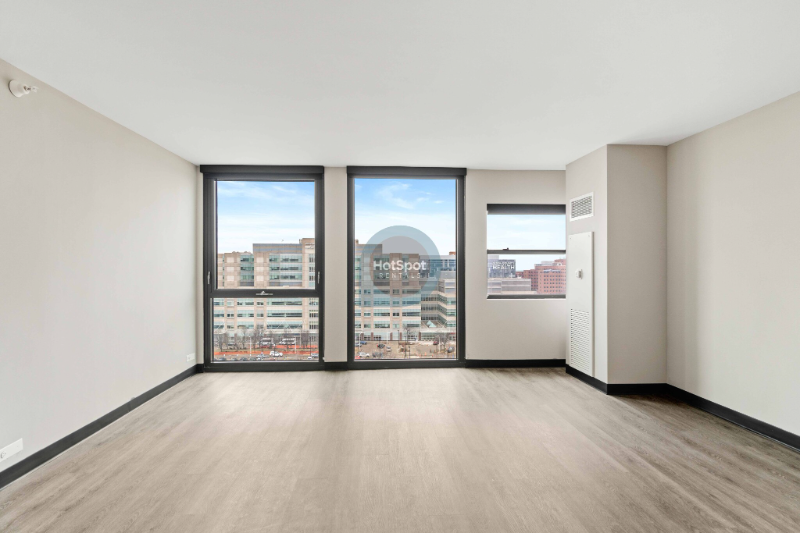 1920 W Ogden Ave #511 - Photo 5 of 16