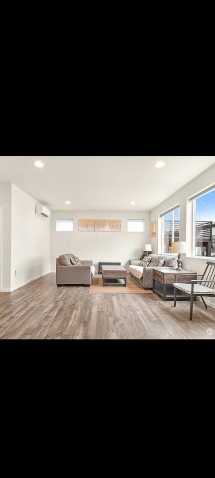 2111 Lancaster Way - Photo 3 of 10