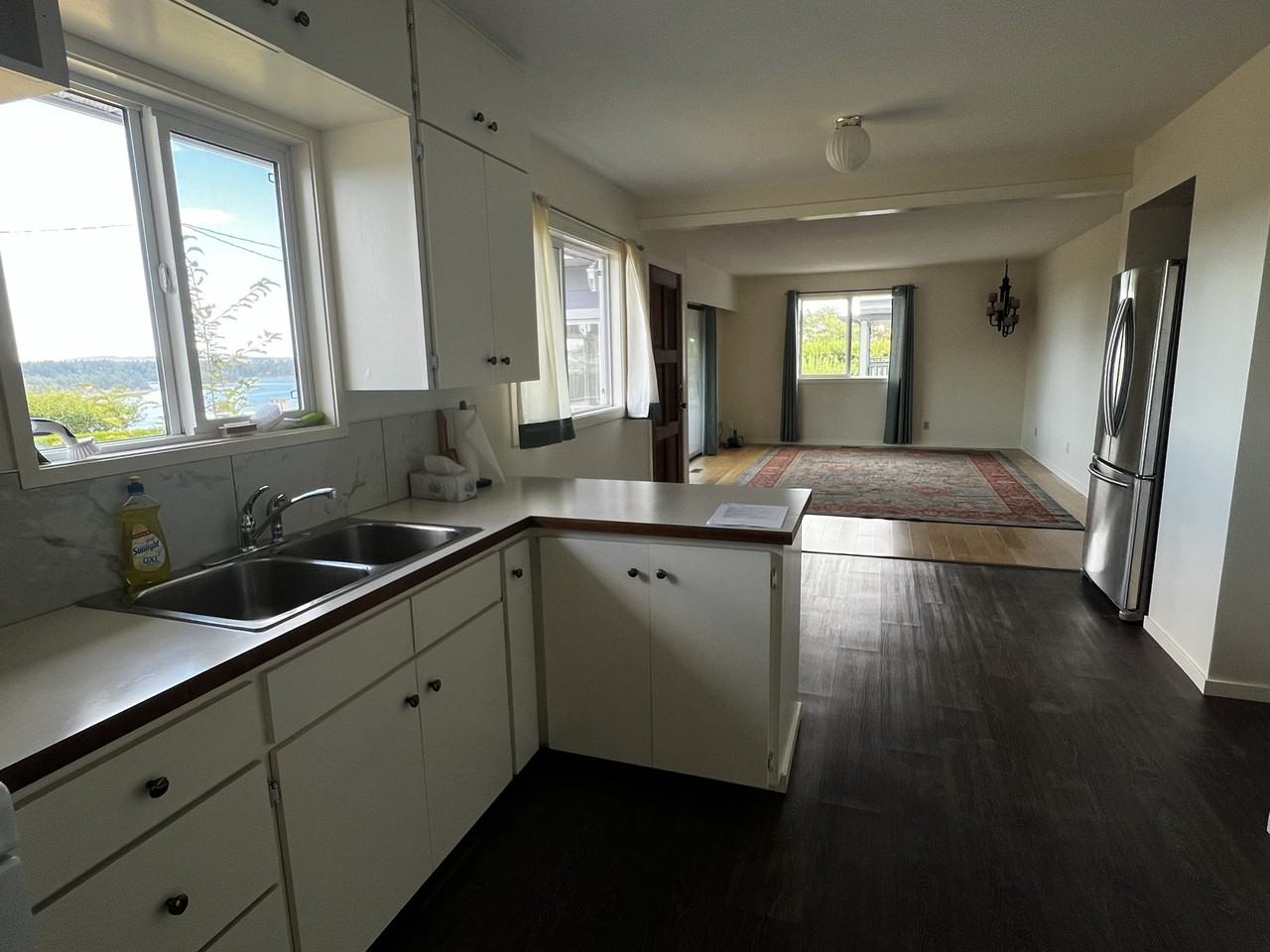 124 Forward St #1 - Photo 2 of 19