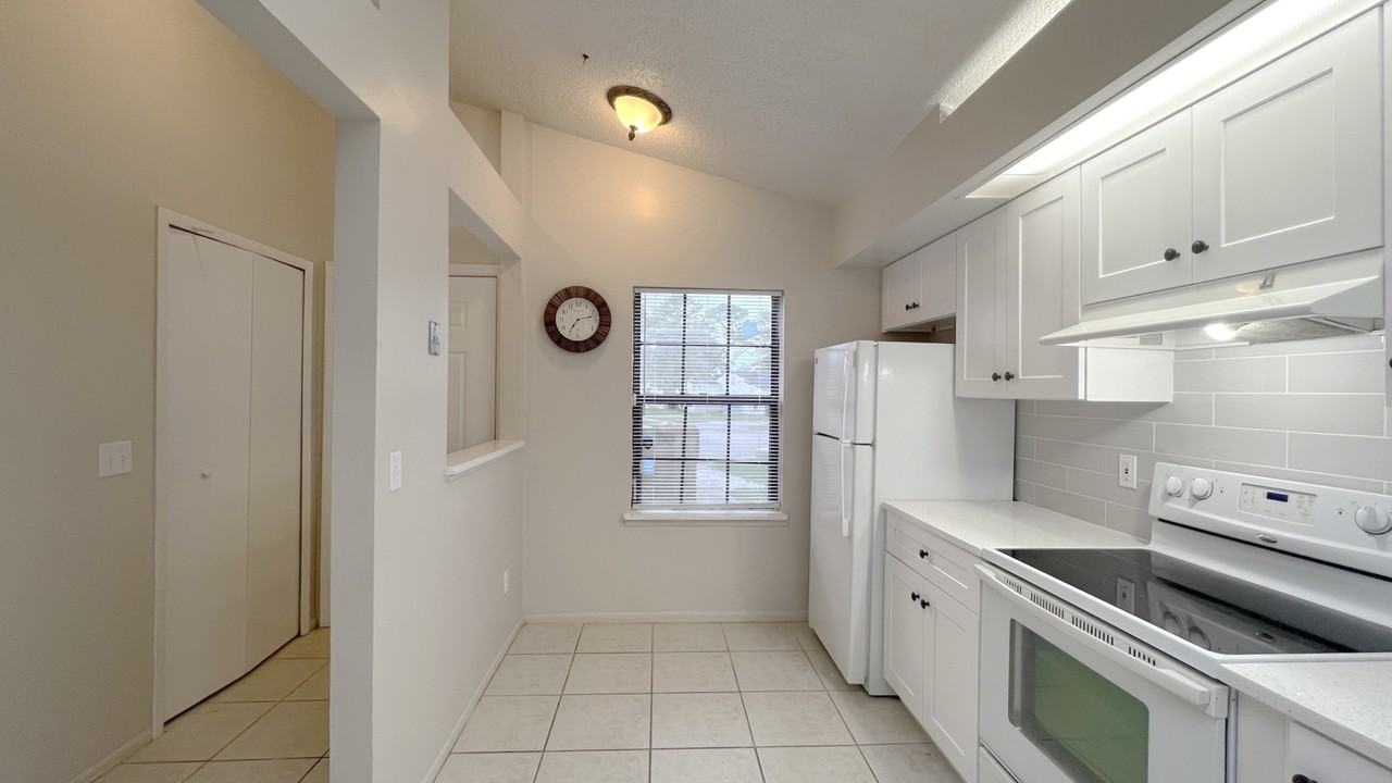 11640 Anjali Ct #1 - Photo 4 of 10