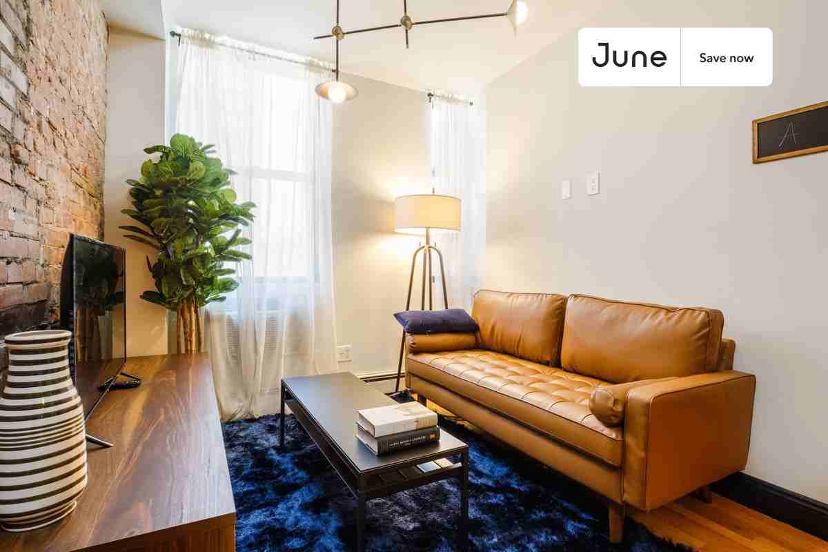 356 W 39th St #1